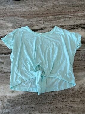 Under Armour Light Blue Tie-Front Crop Top - Women